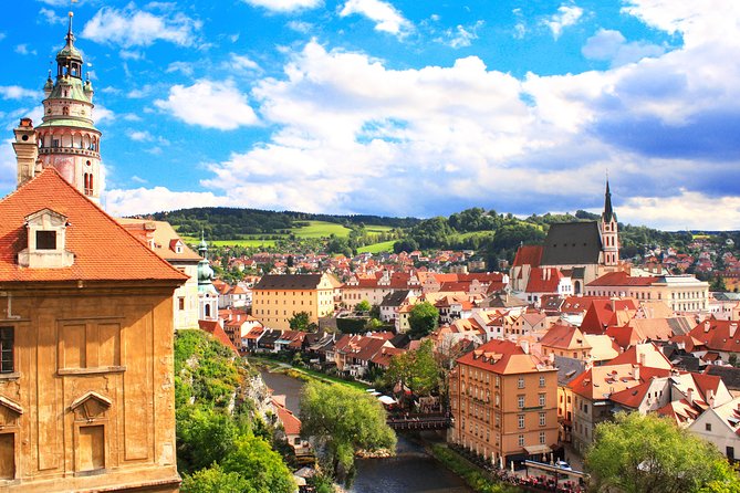 Full-Day Trip to Český Krumlov from Prague - Walking Český Krumlov with a guide: what you’ll gain