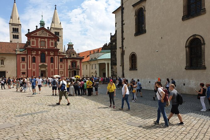 Get&Go: Prague Castle Ticket & E-Guide + Discount vouchers - St. Vitus Cathedral: Gothic drama plus royal tombs