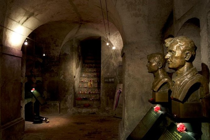 Half-Day WWII Prague Walking Tour - Key highlights to look for