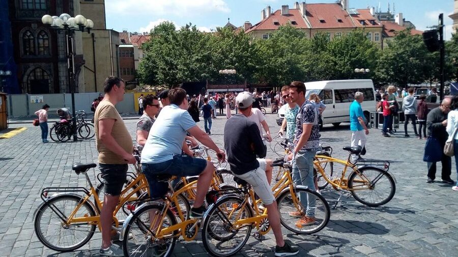 Hidden Prague Bike Tour - Pace, bikes, and road safety: what to watch for before you go