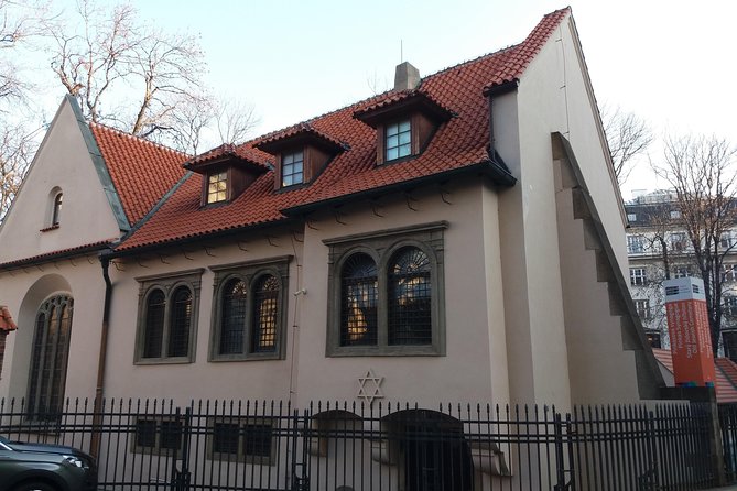 Jewish Prague Walking Tour - Old Jewish Cemetery: 12,000 Visible Graves and Rabbi Löw