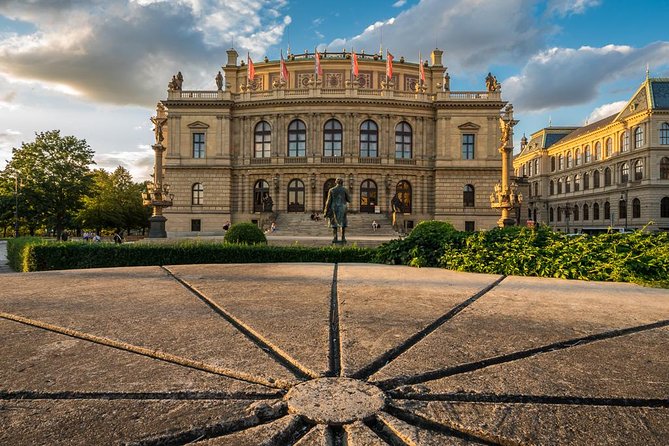 Johnny's Prague Photography Tour - Stop 3: Letná Park for panoramic Prague and bridge-over-Vltava compositions