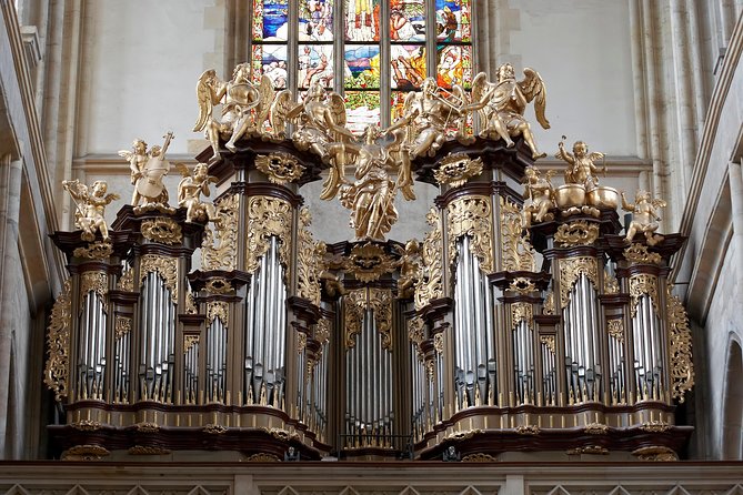 Kutná Hora & Bone Church (with admissions) - Saint Barbara’s Church: Sharp Gothic Detail, Smooth Intro