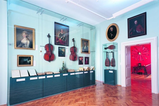 Lobkowicz Palace Museum Entrance Ticket in Prague - Master paintings and royal portraits you can’t fake