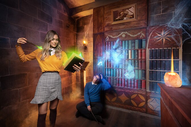 Magic School: Episode II Escape Game in Prague - Team escape game energy: why the guides make a difference