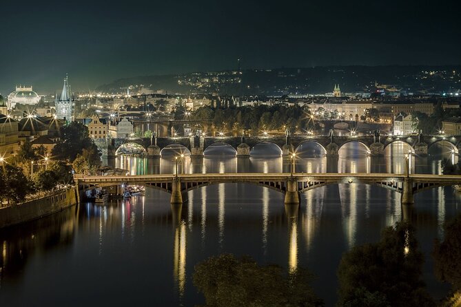 Mystery Tour at Charles Bridge and Prague Castle: Alchemy & Magic - Twilight Route: From Lesser Town Bridge Tower to Charles Bridge