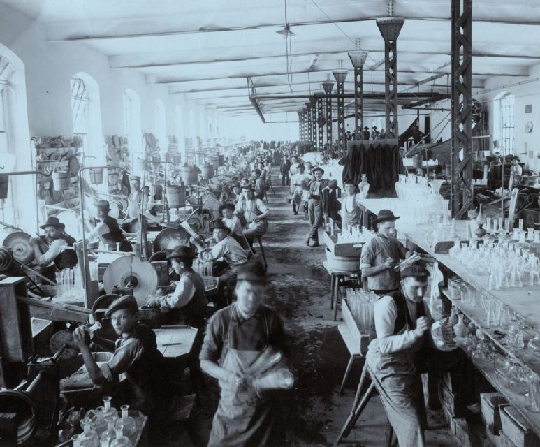 Nizbor Glass Factory Tour - Group Size, Timing, and Why Those Small Details Matter