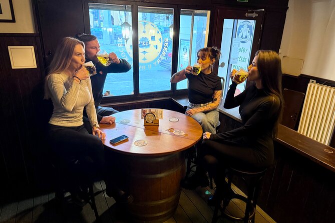 Old Prague pubs tour. Beer and dinner included! - The Old Prague pubs tour setup: why this works at 7pm