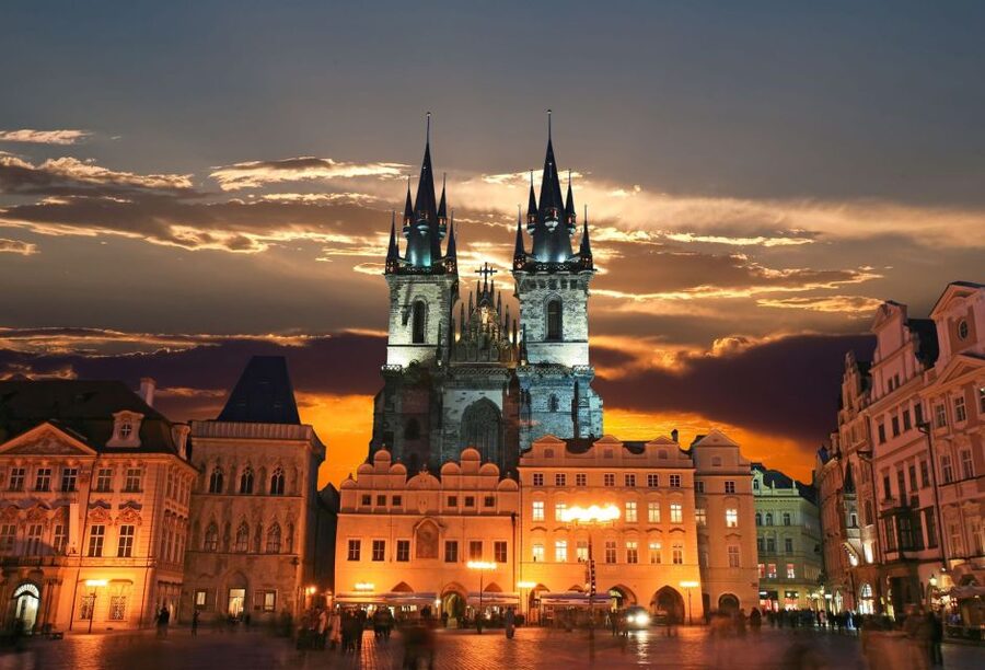 Panoramic Views of Prague Evening Walking Tour - Prague Castle Hilltop Views and the Old Town Bridge Tower Choice