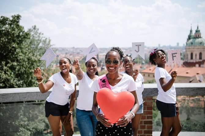 Photo Walking Tour in Prague - Price, Group Size, and Who This Is Best For