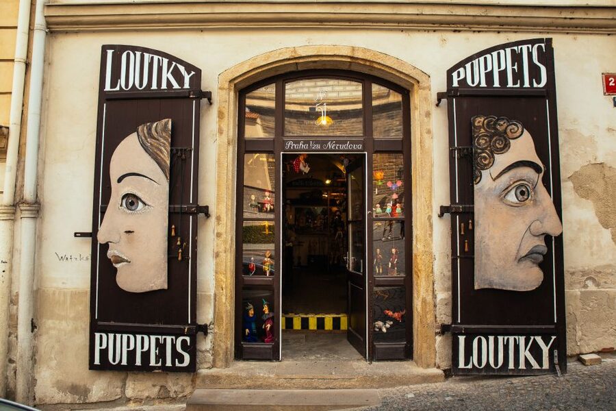 Prague: 1.5-Hour Private Kick-Start Tour with a Local - Old Town Square: using the landmark as a navigation tool