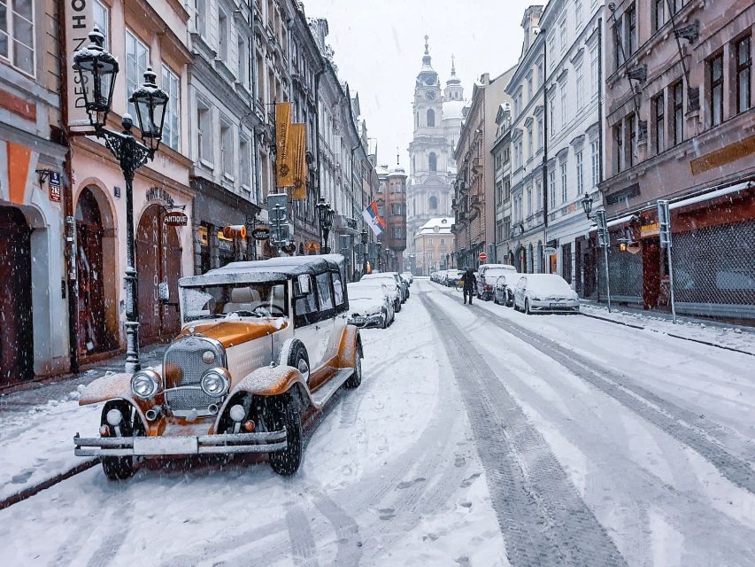 Prague: 1-Hour Vintage Car Tour - Prague Castle and the Big Picture From a Ride-By View