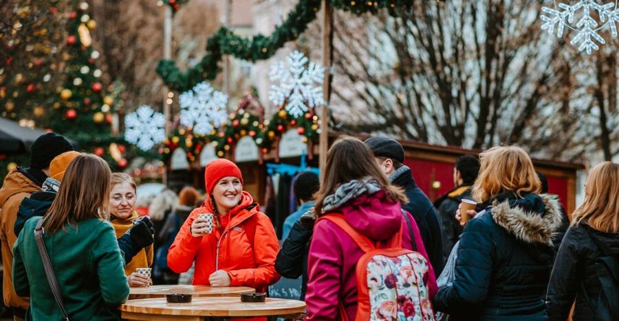 Prague: 2-3h Magical Christmas Markets Tour with Inclusions - The December 24 Change: Neighborhood Markets Then Historic Center Options