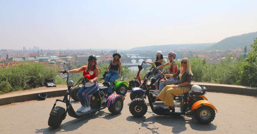 Prague: 2-Hour Trike Live Guided Tour of Old Town - What’s Included (and What You Need to Bring)