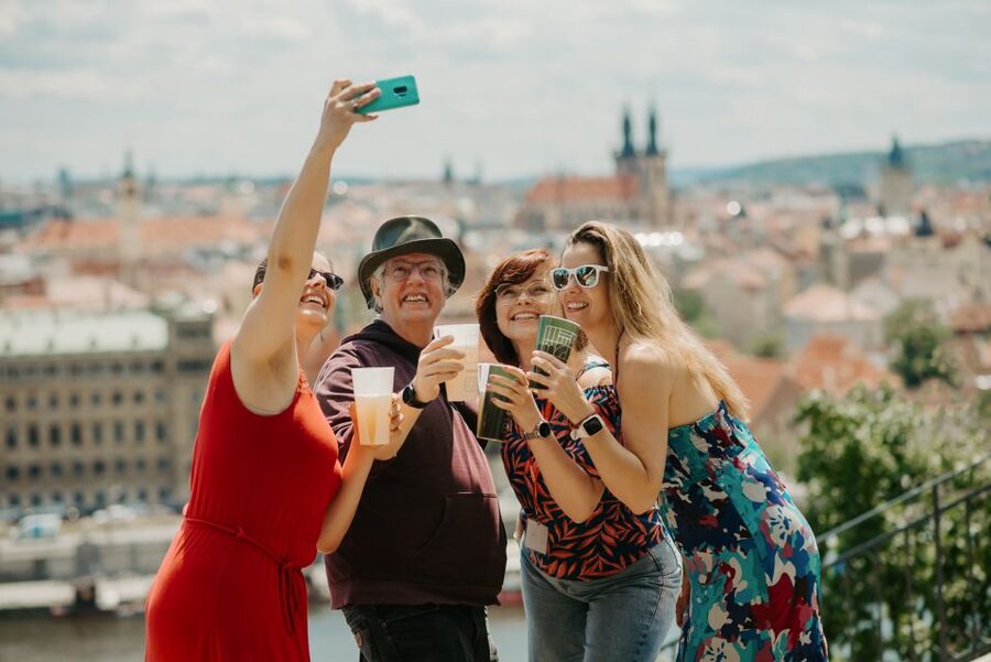 Prague: 3.5 h Private Czech Beers & Tapas Tour - Czech phrases and interactions that make ordering feel normal