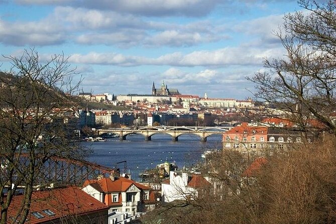 Prague 3-hour Afternoon Walking Tour including Prague Castle - Charles Bridge finish: don’t end the day too early