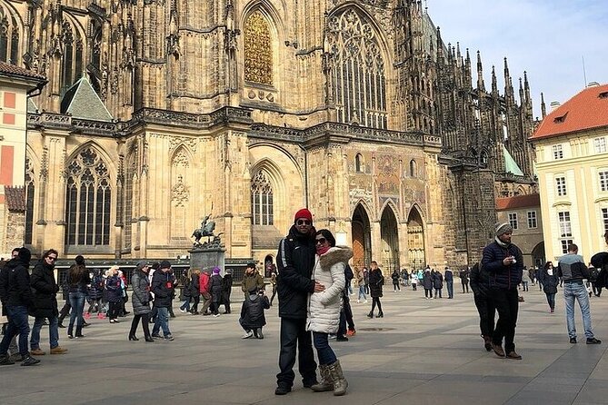 Prague 3-hour Afternoon Walking Tour including Prague Castle - Pace, group size, and the real-world walking part