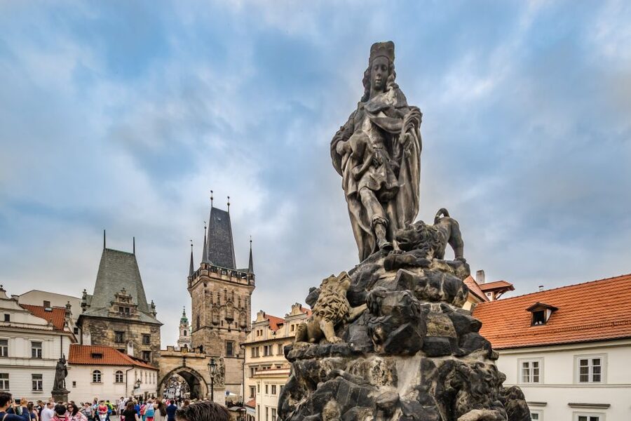 Prague: 3-Hour Walking Tour of Old Town & Prague Castle - Key highlights you will feel on day one