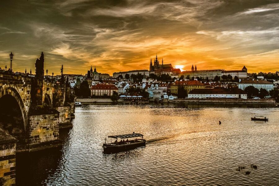 Prague: 45-Minute Sightseeing Cruise to Devil's Channel - Grand Priory Mill: why a preserved mill matters on this cruise