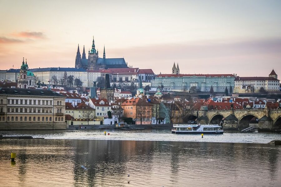 Prague: 50-Minute Sightseeing Evening Cruise - Who Should Book This Cruise (and Who Might Want a Different Plan)