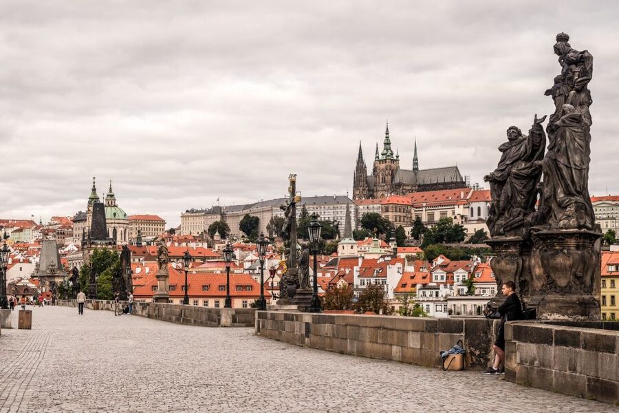 Prague: 6-Hour Tour with River Boat Cruise and Lunch - The Vltava River Boat Cruise: Central Prague From a Different Angle