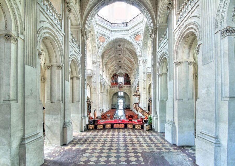 Prague: A. Vivaldi Four Seasons at St. Salvator Church - The concert program: from Christmas carols to Vivaldi and Beethoven