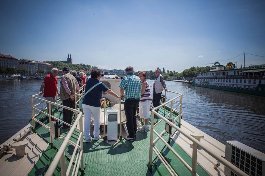 Prague: Afternoon Beer Cruise with Drinks Included - Getting to Lodě Bevents and Finding the Blaník