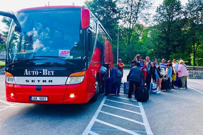 PRAGUE AIRPORT - CITY TRANSFERS in Spanish - Precio y valor: cuándo este traslado “cuadra” en tu viaje