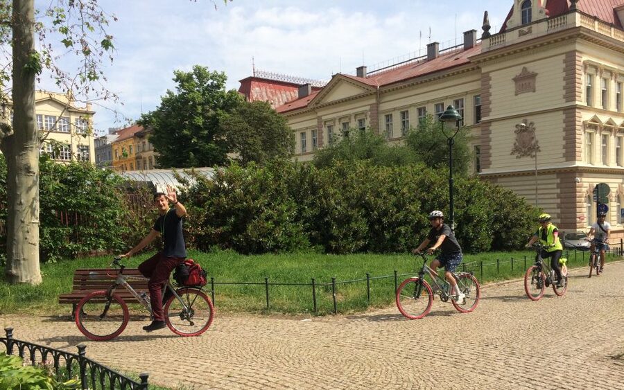 Prague "ALL-IN-ONE" City E-Bike Tour - Prague Castle and Lesser Town: Getting Oriented Without Burning Your Whole Day
