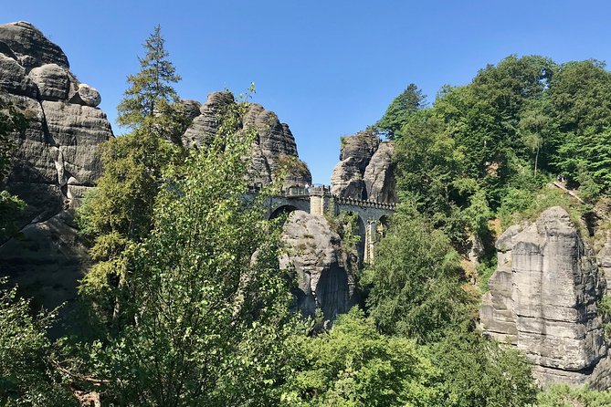 Prague: Avoid the Crowds - Bohemian & Saxon Switzerland (All-in) - Transport details that matter for a full-day hike trip