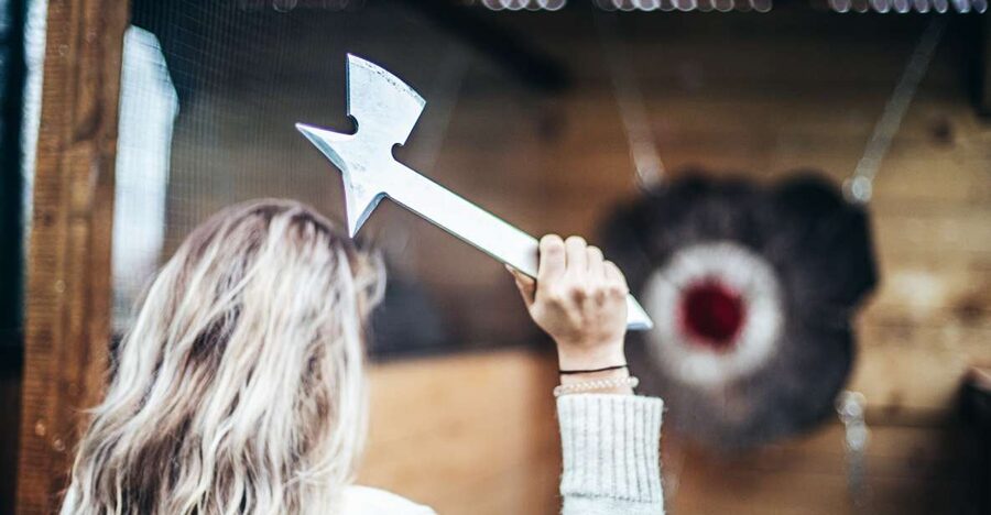 Prague: Axe Throwing Experience with Barbecue and Beer - Key points to know before you choose