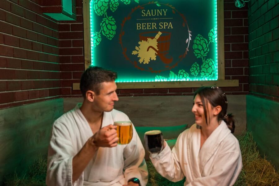 Prague: Beer Spa Experience with Unlimited Beer and Sauna - Sauna Time in a Private Setting