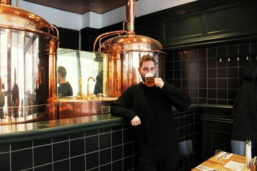 Prague: Beer Tasting and Brewery Tour - Choosing Between the 8-Beer Tasting and the 10-Beer + Brewery Tour