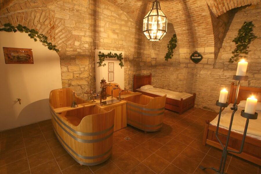Prague: Bernard Beer Spa with Beer and Massage Option - Unlimited Tap Beer: How It Works During Your Session