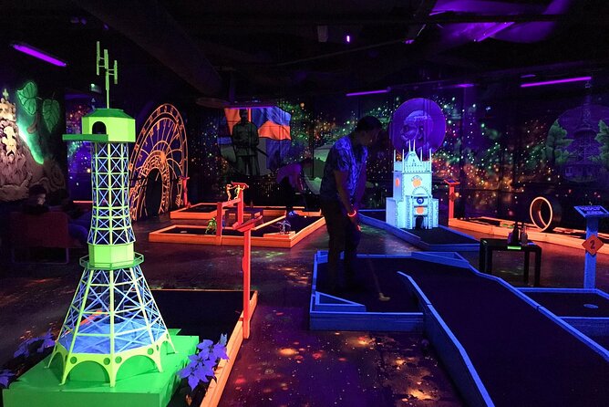 Prague Black Light Mini Golf Admission Ticket - Food, Drinks, and the Convenience Factor