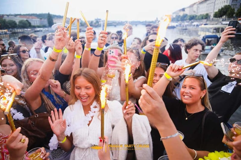 Prague : Boat Party with Afterparty at EPIC - Sunset Views on the Vltava: How the 2 Hours Work
