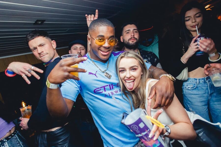 Prague: Boat Party with Unlimited Drinks & After Party Entry - Itinerary flow: what you’ll actually feel at each stage
