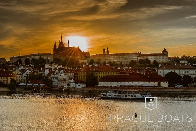 PRAGUE BOATS: 50-Minute Sightseeing Cruise - Dockside setup: where you meet and how the deck choice affects your experience
