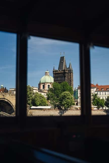 Prague: Canal Cruise Around Charles Bridge - Who should book this, and who might prefer something else?