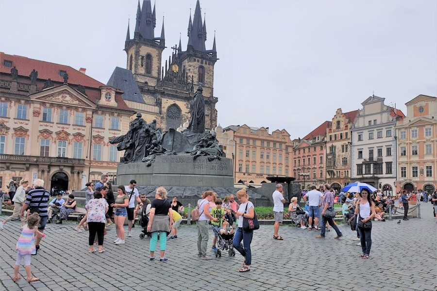 Prague Castle: Admission Ticket With Transfer And Audioguide - St. Vitus Cathedral: Where You’ll Slow Down