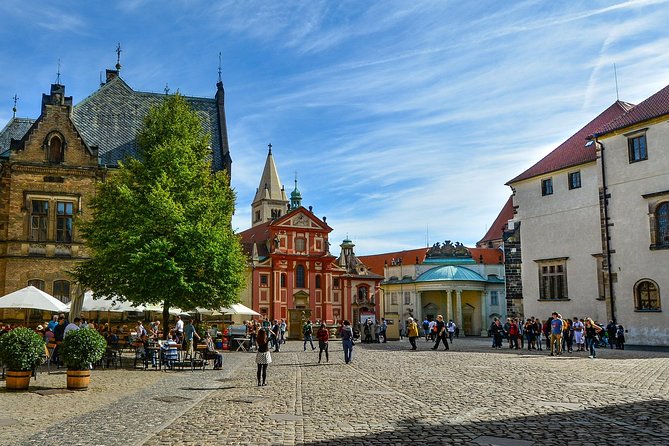 Prague Castle and Lobkowicz Palace entrance tickets - Tickets, lines, and the most common “why is this so hard?” problem