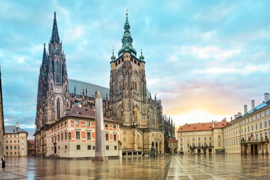 Prague Castle & Castle District: 2-Hour Guided Tour - Key things that make this Prague Castle tour worth your time