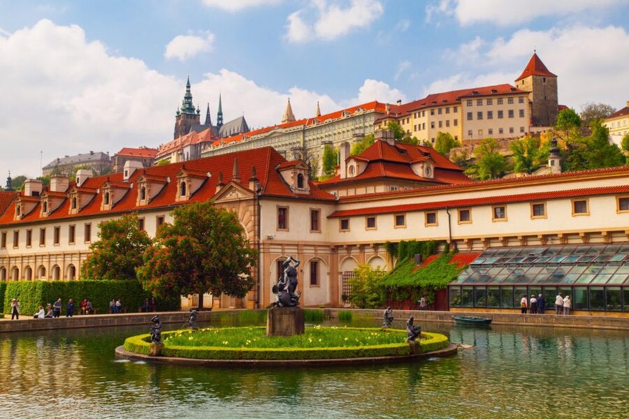 Prague Castle & Castle District: 2-Hour Guided Tour - Old Royal Palace and the idea of Prague Castle as a state symbol