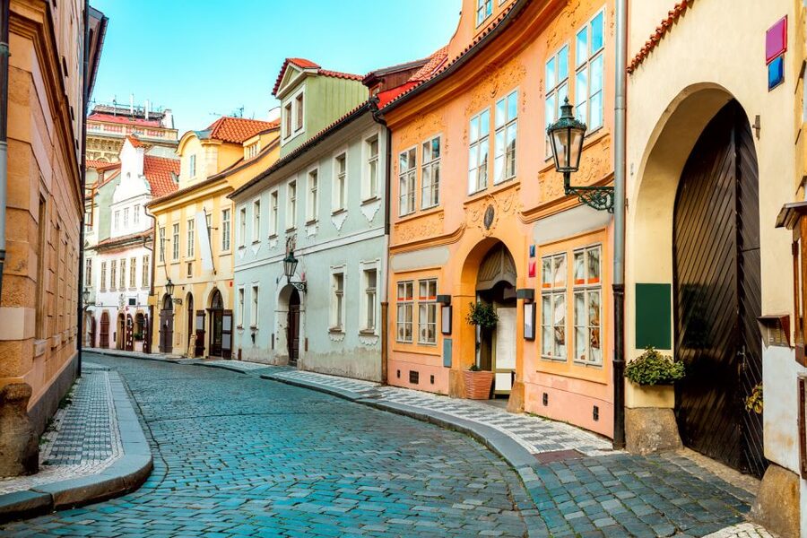 Prague Castle & Castle District: 2-Hour Guided Tour - Panoramic views from above the city