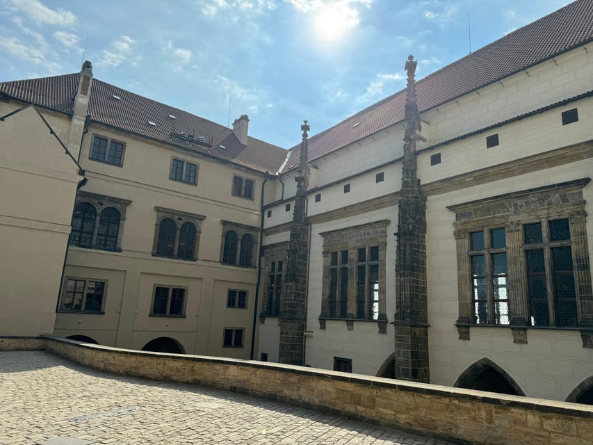 Prague Castle Interiors & Changing of the Guard-Small group - Golden Lane and St. George’s Basilica: where the Castle feels personal