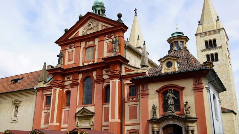 Prague Castle Interiors: Small-Group Tour with Local Guide - What to Bring (So the Cold Doesn’t Steal Your Enjoyment)