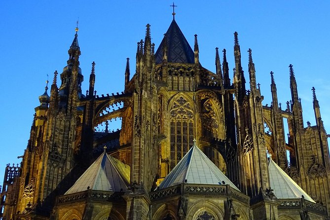 Prague Castle: Private fairytale walking tour - Time on the ground: how a 3-hour structure keeps things fun