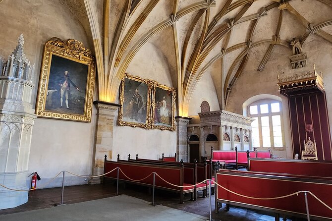 Prague Castle Private Walking Tour - Stop 2: Old Royal Palace and today’s highest state ceremonies