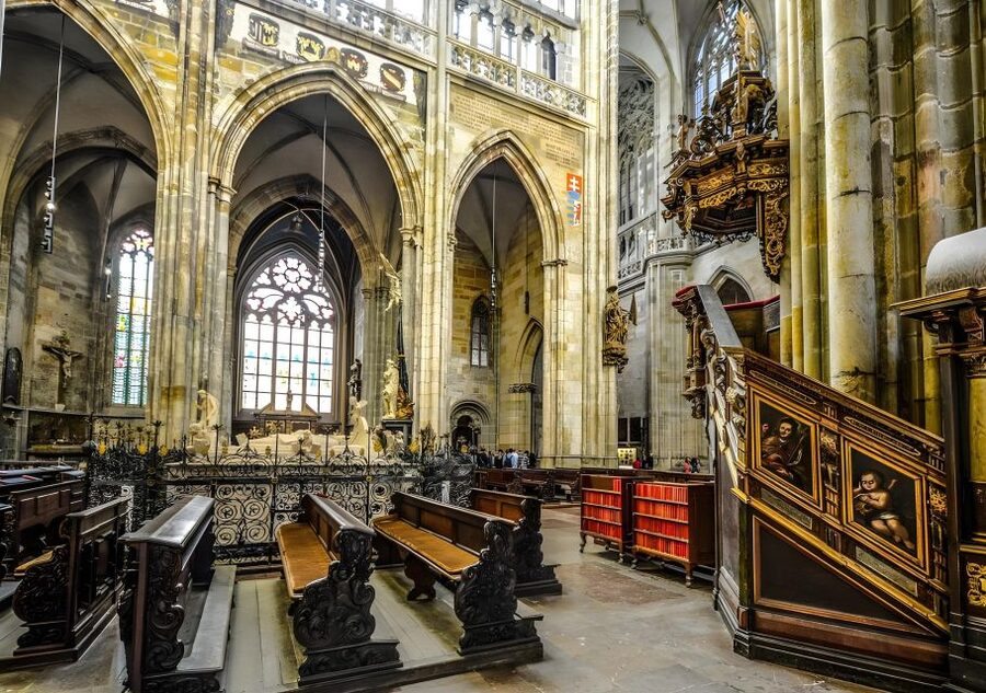 Prague Castle: Royal Palace, Cathedral, and Golden Lane Tour - The tram ride and your 30-minute public transport ticket