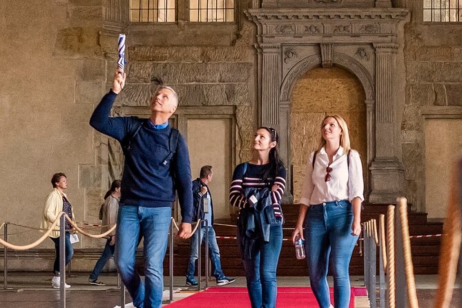 Prague Castle Tour Including Admission Ticket - 2.5 Hour - Stop-by-stop: what happens in the 2.5 hours